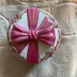 Music Box by Ardleigh Elliott  Plays “Always”